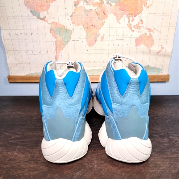 BRAND NEW Adidas Yeezy 500 High \'Frosted Blue Men\'s Size 11.0